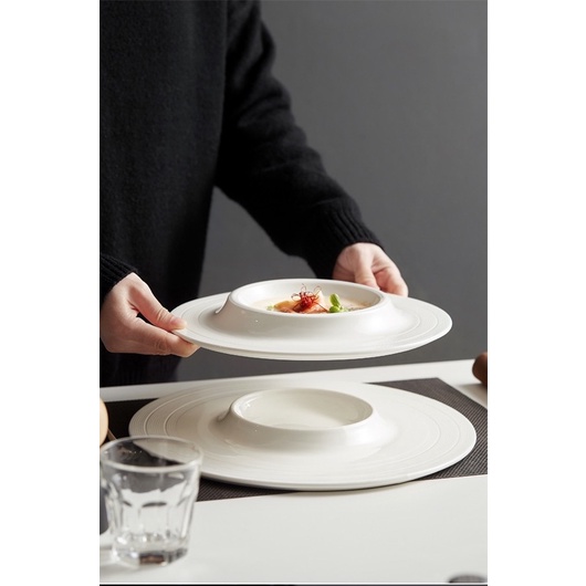 Đĩa Soup sứ trắng vân sọc bo tròn kiểu phương Tây cho nhà hàng,khách sạn