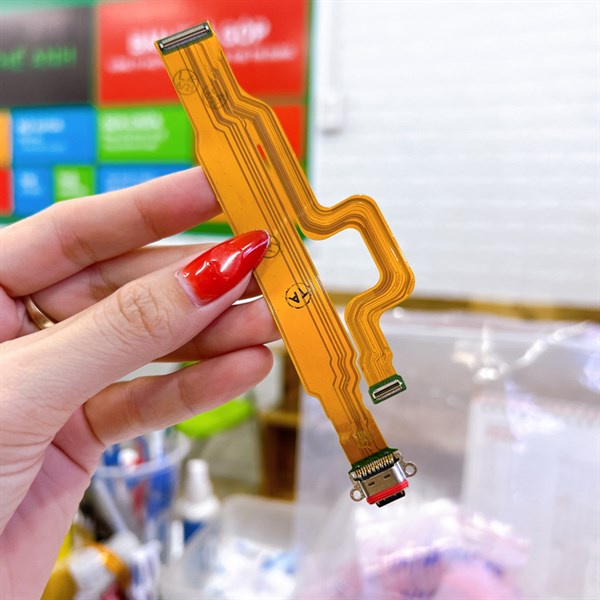 Cụm sạc Oppo Reno 4 5G