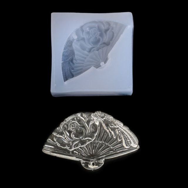 Khuôn silicone hình cánh quạt kiểu ngọc bội.