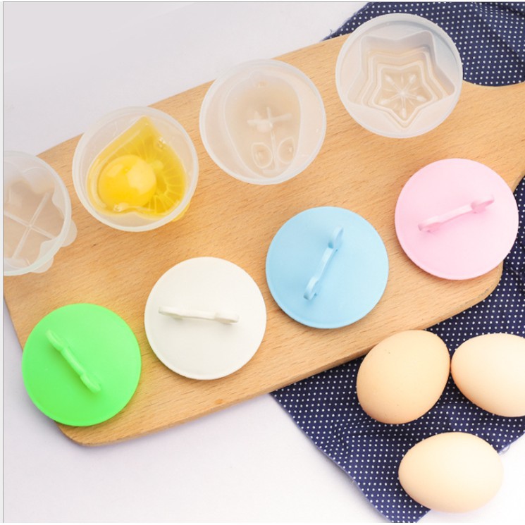 Bộ khuôn hấp trứng, làm bánh, tạo hình cơm cho bé thích thú khi ăn (Bộ 4 khuôn nhựa trong suốt có kèm chổi quét)