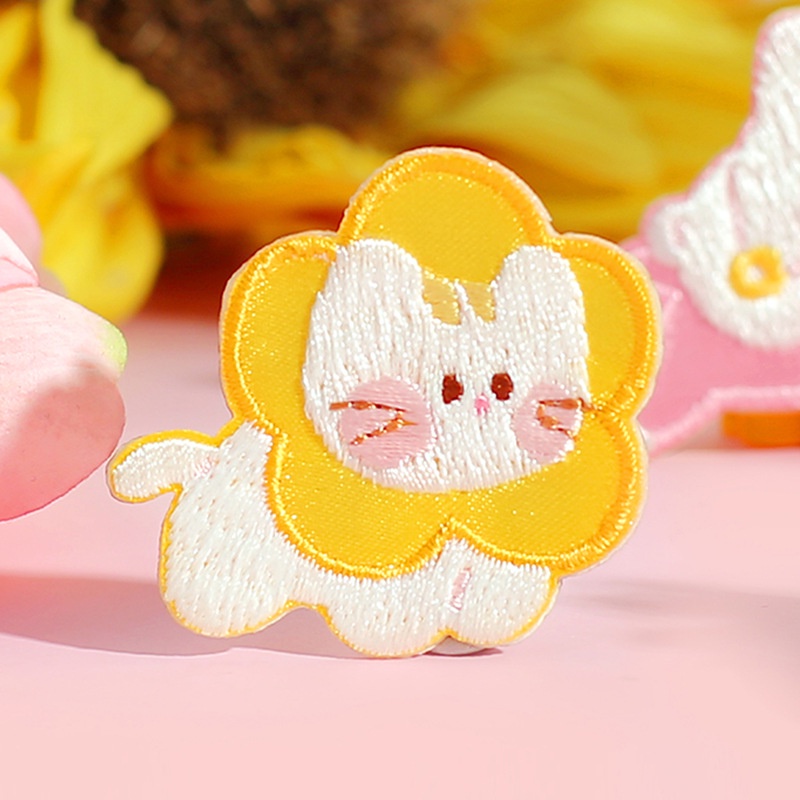 Sticker Dán Ủi Quần Áo Hoạt Hình Dễ Thương M2