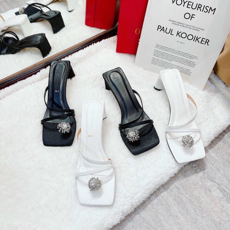 DÉP GUỐC NGÓN ĐÍNH HOA GÓT DẸT 5P