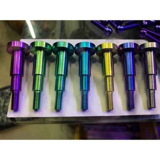 Ốc tay thắng Titan gr5 click Vario , airblade ab , click