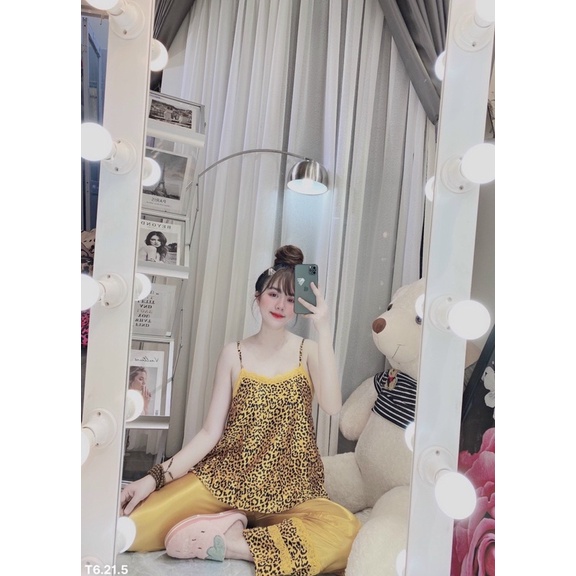SÉT ĐỒ BỘ 2 DÂY PHI BÓNG HỌA TIẾT SANG CHẢNH HẾT NẤC