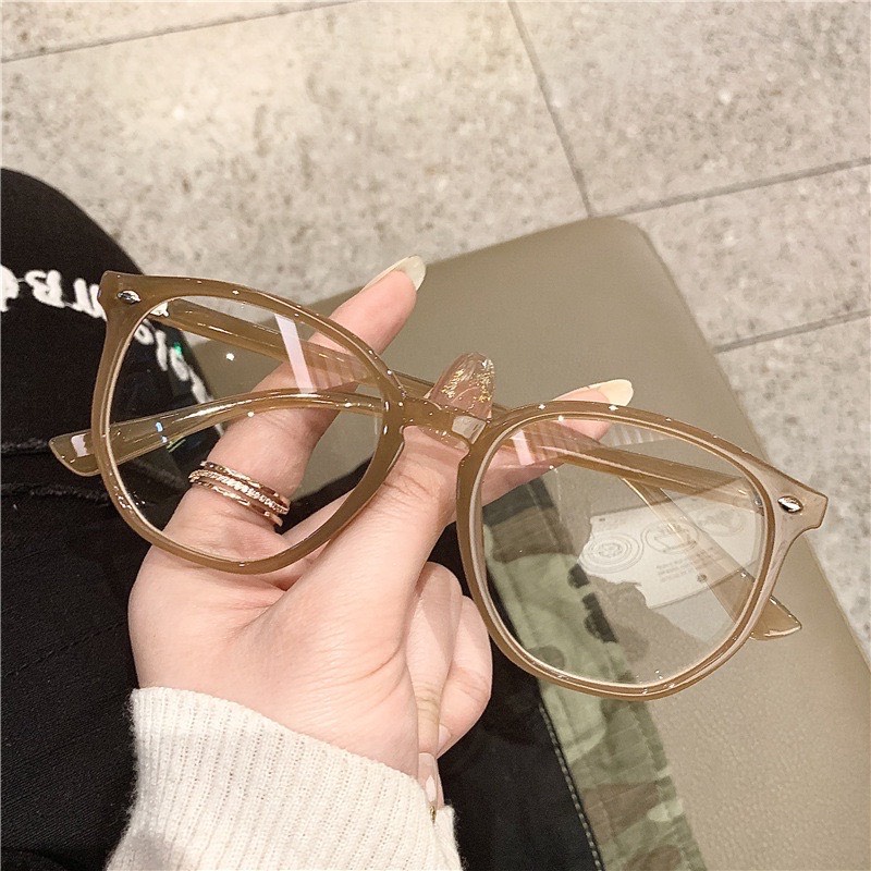 Kính mắt trong suốt m2