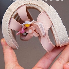 Giày Sandal Đế Mềm Chống Trượt Phong Cách Mới 2022 Cho Bé Gái