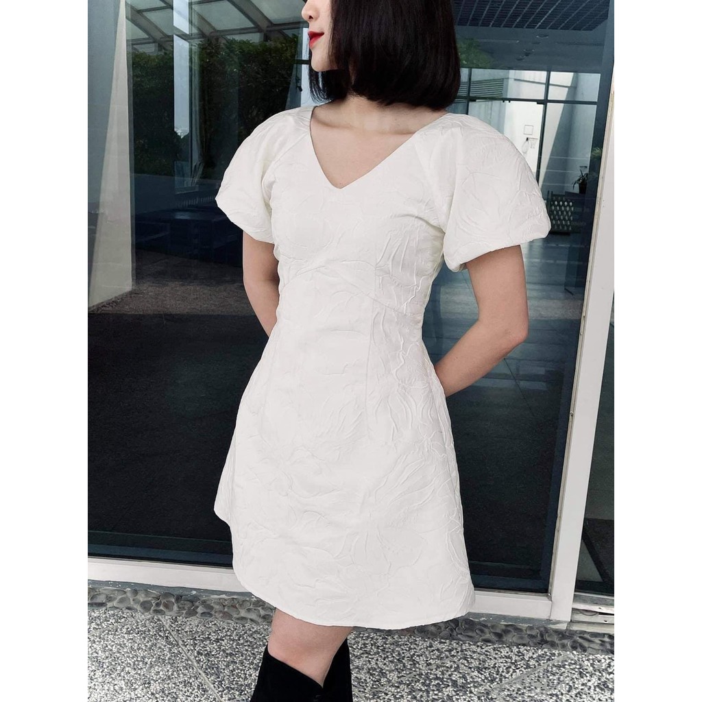 LIIN - Đầm tiểu thư thiết kế hoa vân nổi độc đáo, sang chảnh | BigBuy360 - bigbuy360.vn