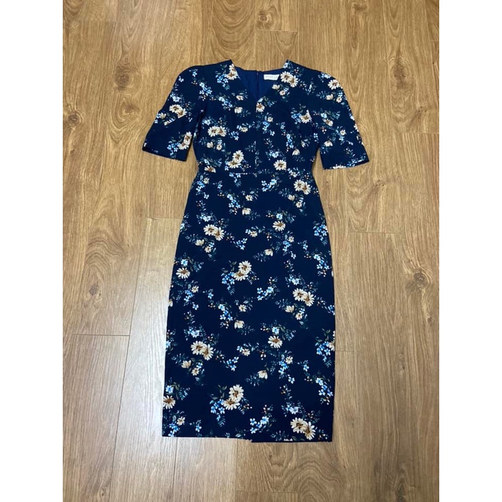 Váy Helen Kieu size M, phom nhỏ