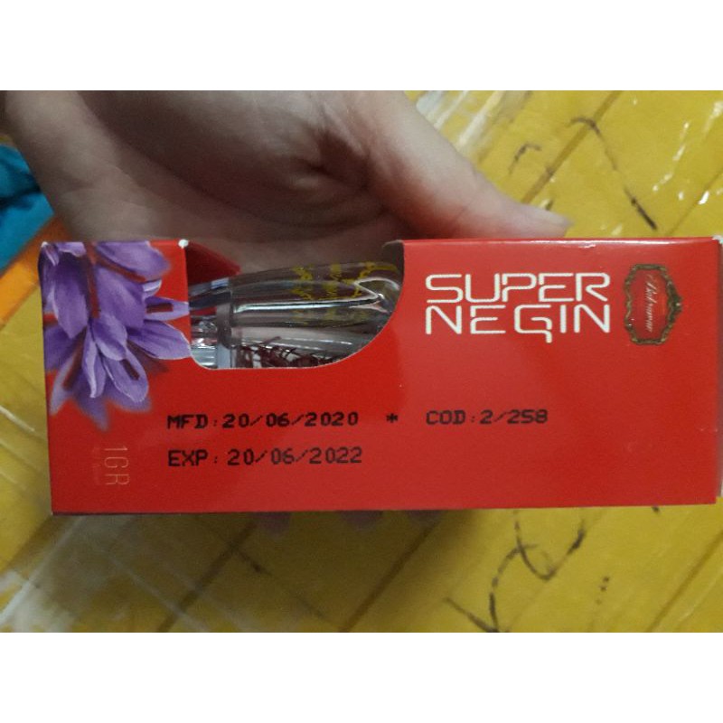 Nhụy hoa nghệ tây IRAN(Mua 1gram tặng 1 bình thủy tinh_Saffron Bahraman Super Negin) | BigBuy360 - bigbuy360.vn