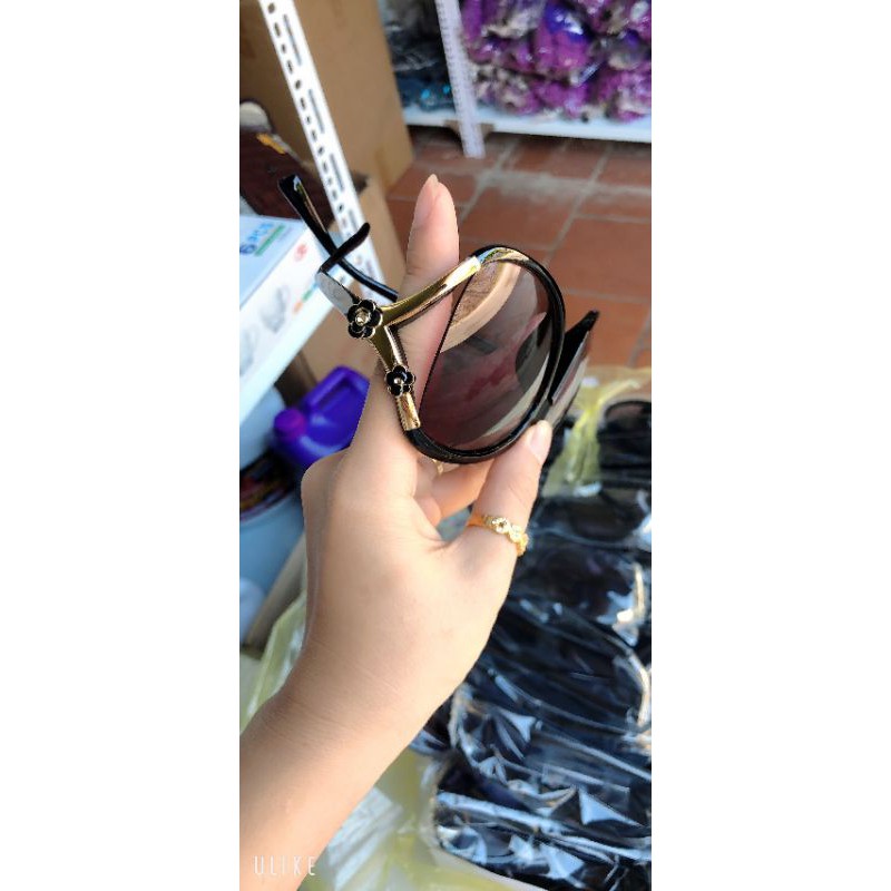 Kính mắt thời trang chống bụi chống nắng hai mắt