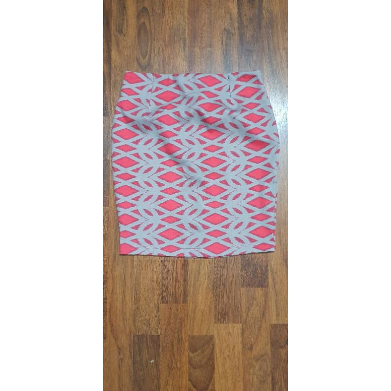 Thanh lý chân váy inner circle size M | BigBuy360 - bigbuy360.vn