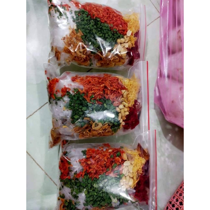 (shop uy tin) 1bịch bánh tráng trộn sa tế thập cẩm shopnamdung (chat luong)