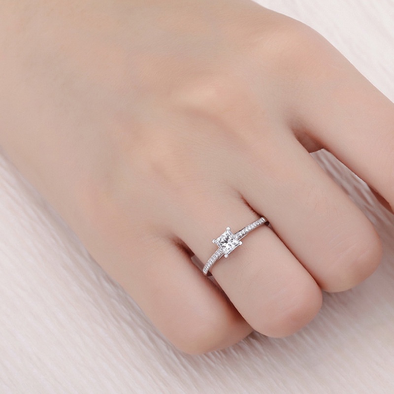 Nhẫn Bạc 925 Đính Đá Kim Cương Nhân Tạo