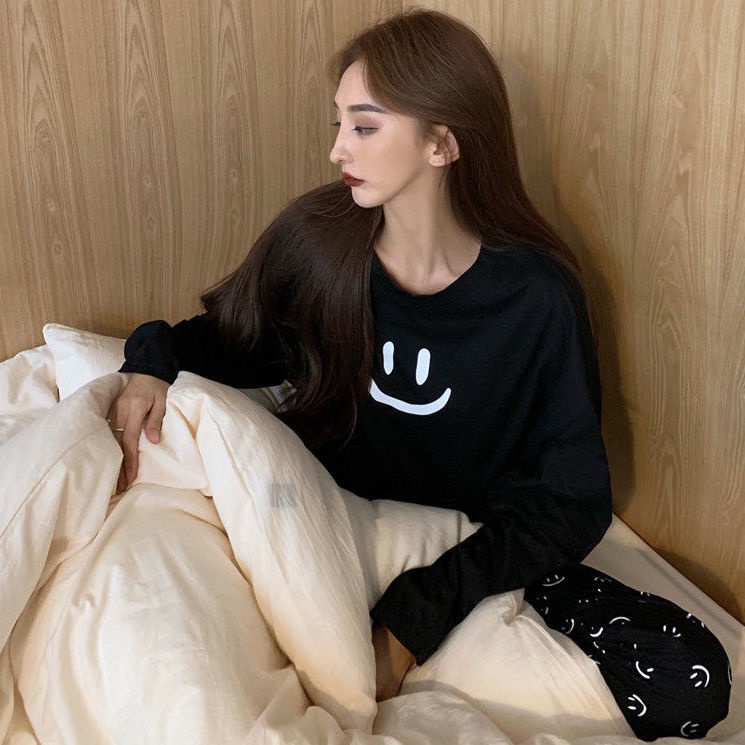 Set đồ mặc ở nhà dáng rộng dài tay phong cách Hàn Quốc