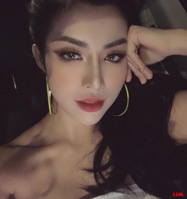 Bông tai tròn nhiều màu