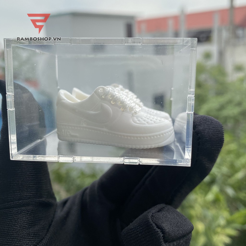 Móc khóa giày Nike Air Force 1 Low tỉ lệ 1:6