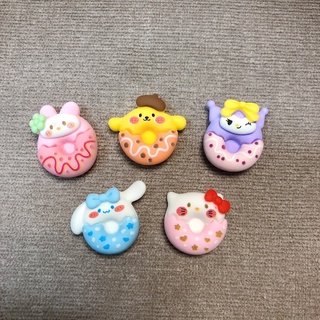JIBBITZ, STICKER, CHARM BÁNH DONUT HÌNH THÚ DỄ THƯƠNG TRANG TRÍ DÉP SỤC (ĐÃ GỒM NÚT GẮN)