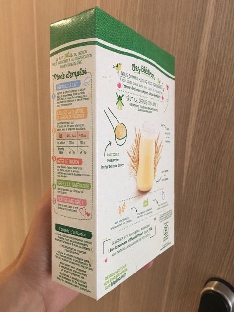 Bột lắc sữa Bledina vị tự nhiên cho bé 4/6m hộp 250g