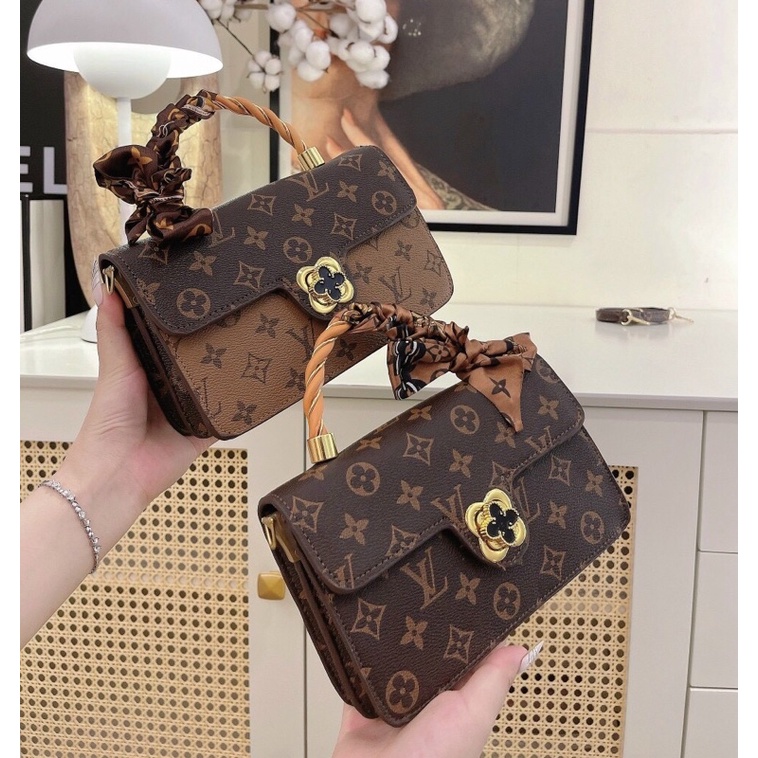 TÚI LV KHOÁ XOAY QUAI TẾT KÈM KHĂN