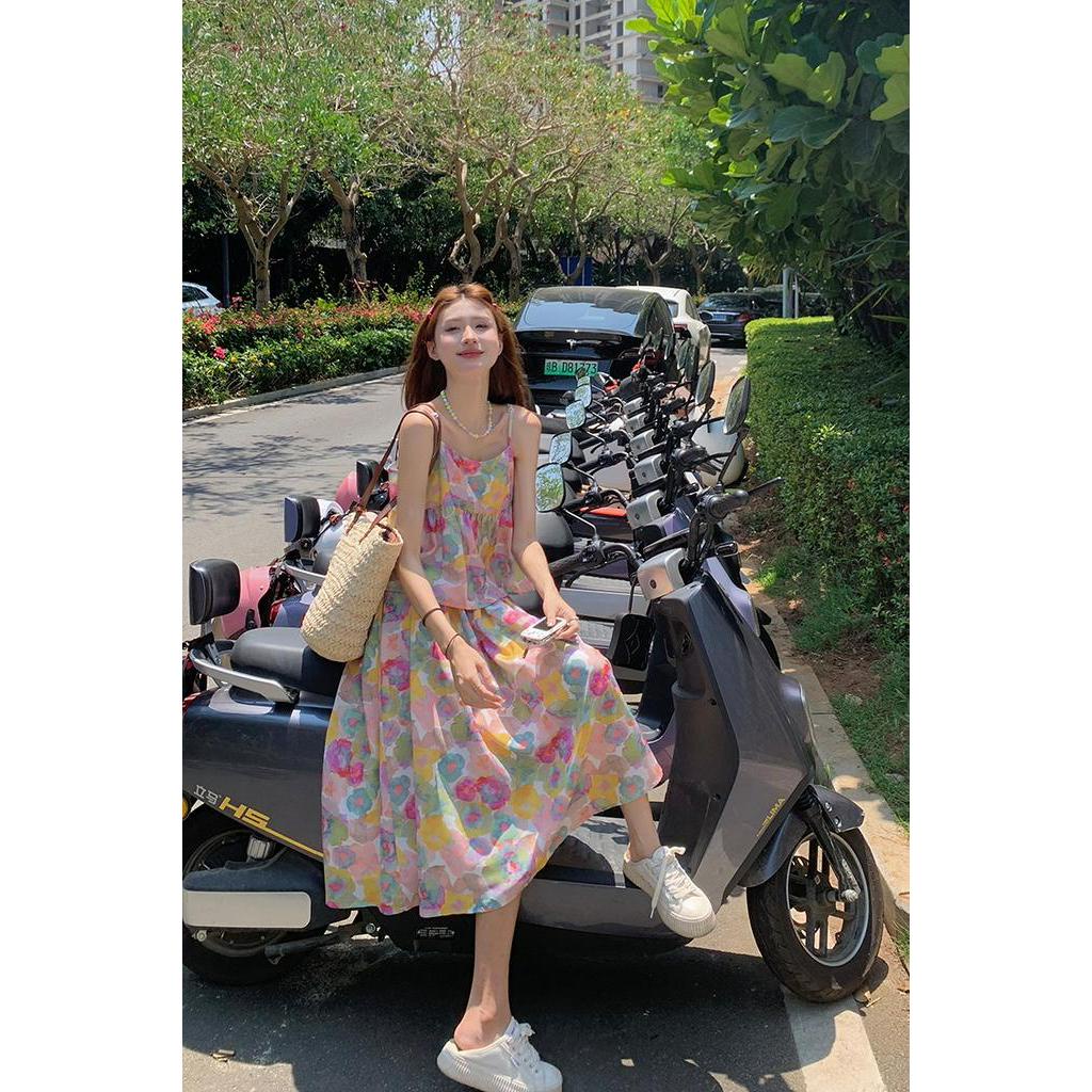 Bộ Áo Hai Dây + Chân Váy Lưng Cao Họa Tiết Hoa Xinh Xắn 63699