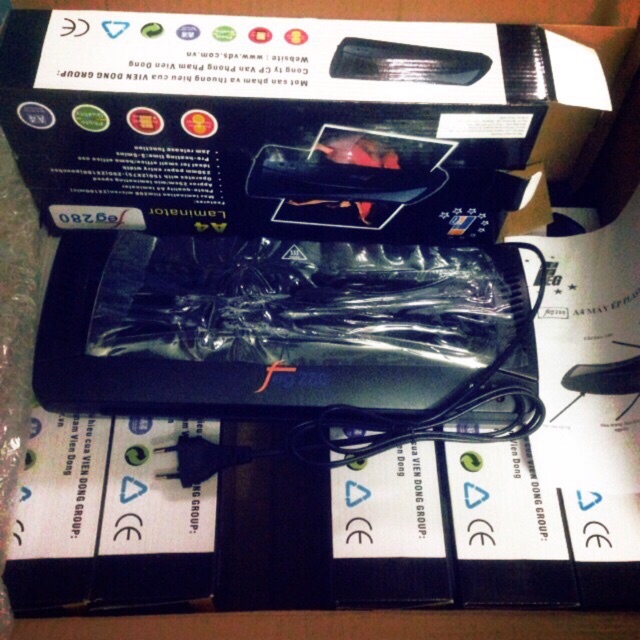 Máy ép plastic A4 FEG 280