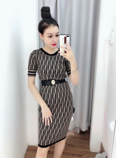 Váy len body fendi