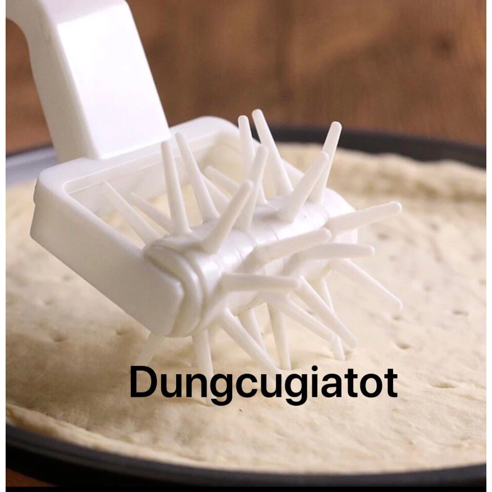 Dụng cụ đục lỗ cho bánh pizza, bánh quy size lớn