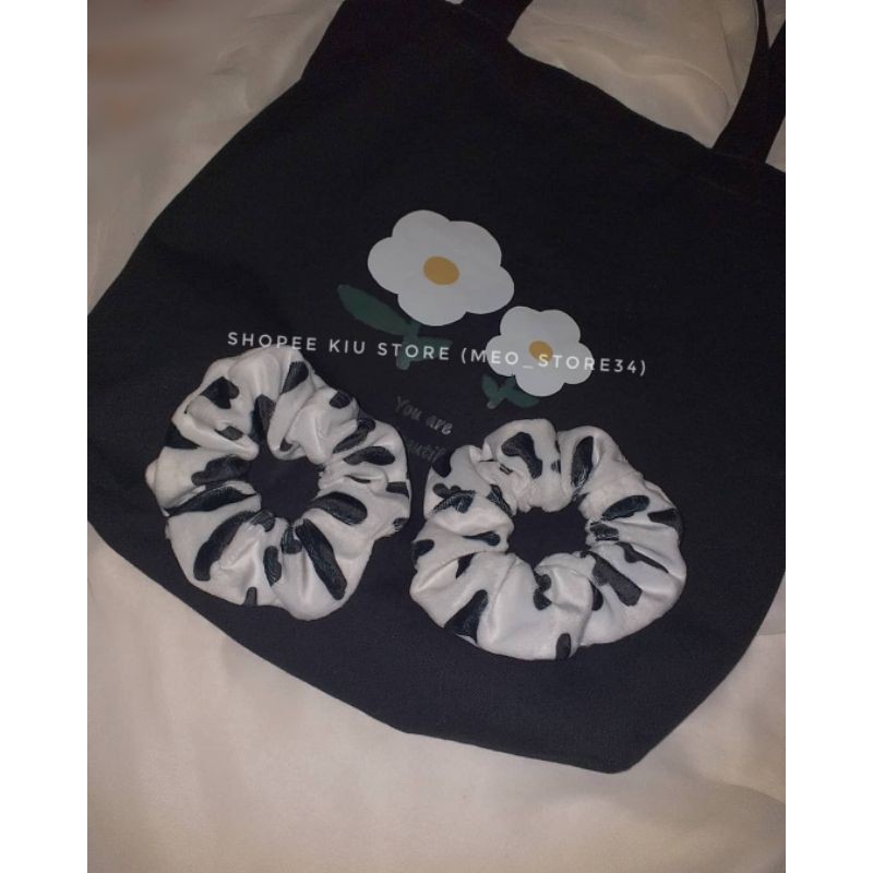 Scrunchies ,Cột Tóc Bò Sữa .