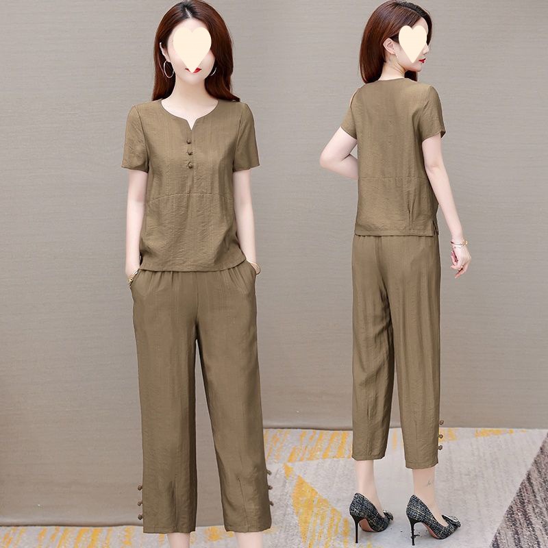 Set Áo Thun Tay Ngắn Và Quần Lửng Màu Sắc Đơn Giản Cho Phụ Nữ Trung Niên 40-50 Tuổi