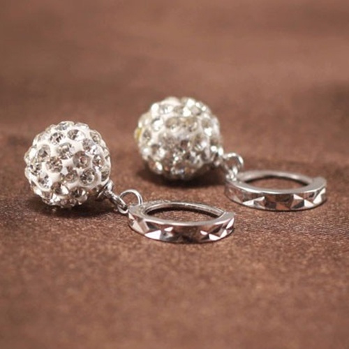 Hoa tai nữ trang dáng dài tạo hình độc đáo dành cho nữ