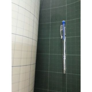 Bảng viết treo tường 2 mặt dùng được phấn và bút lông