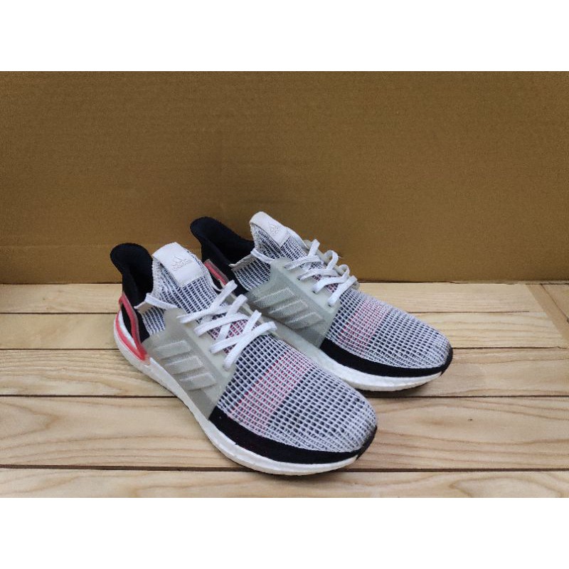 Giày running Adidas Ultra boost 19 sz 44