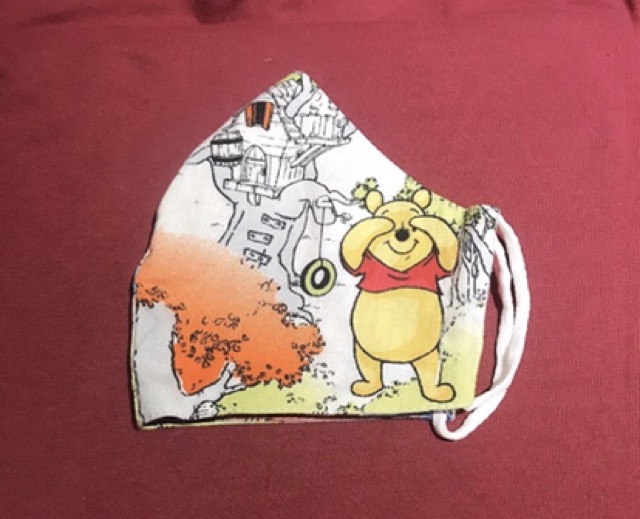 Khẩu trang vải gấu Pooh