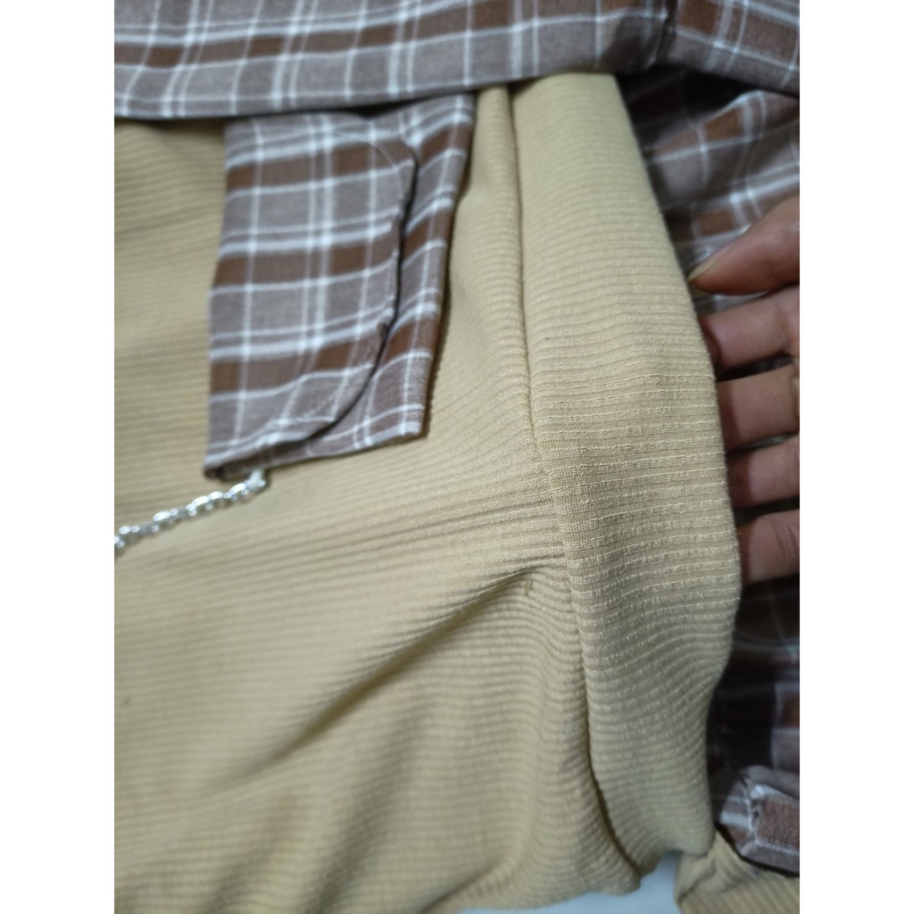 Sét váy kẻ caro + Áo gile ulzzang kết hợp túi đeo chéo bánh bèo  - CM Shop