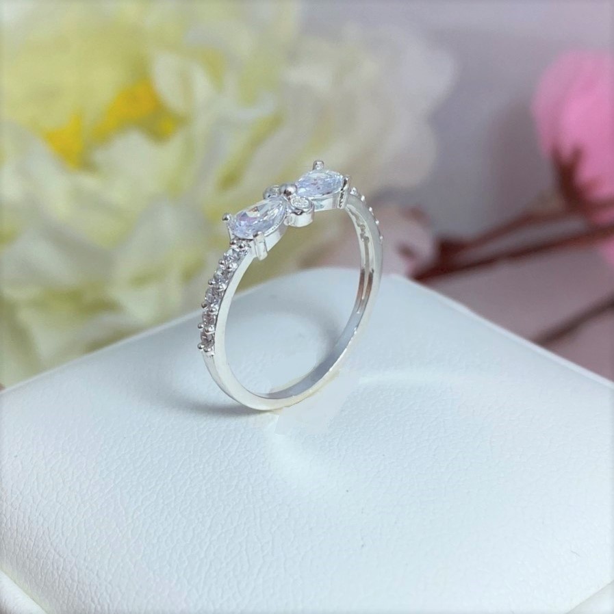 Nhẫn nữ bạc ta mặt hình nơ đính đá nữ tính - Trang sức bạc Evasilver