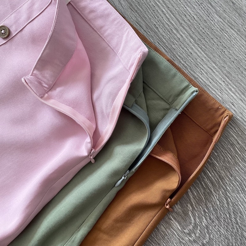 ( HÀNG THIẾT KẾ CAO CẤP )SET CHÂN VÁY KÈM ÁO KAKI LỤA 3Màu