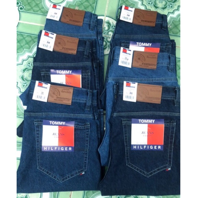 Quần jeans nam trung niên