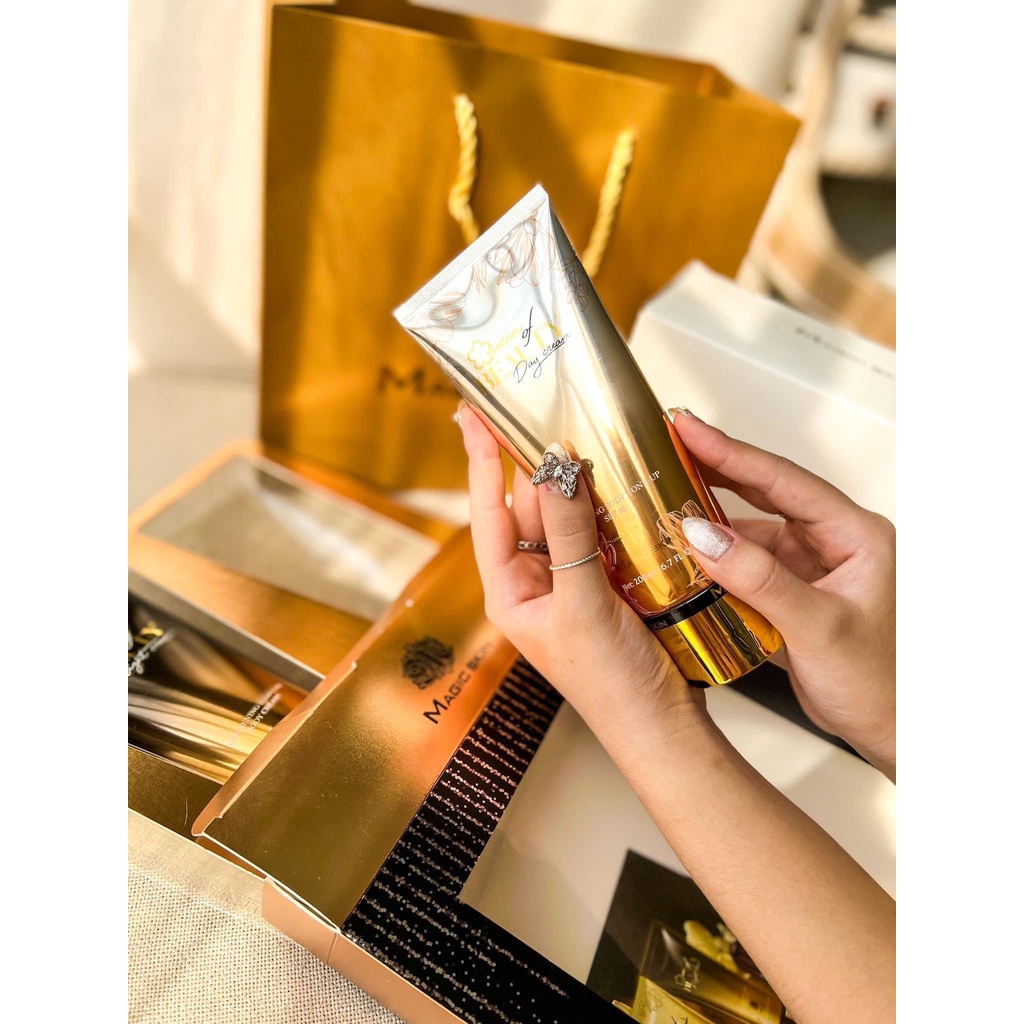 Bộ Kem Dưỡng Body Truyền Trắng Nước Hoa Magic Skin Cao Cấp Kem Dưỡng Ngày & Kem Dưỡng Đêm Giúp Da Mềm Mịn Tươi Sáng