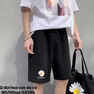 Quần đùi hoa cúc - ND/Hthao
