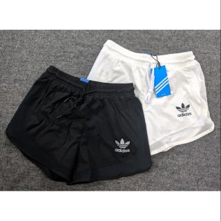 Quần short nữ 2 lớp phối lưới