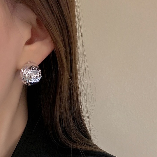 Hoa tai mạ vàng phong cách Âu Mỹ