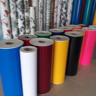 Decal màu với nhiều màu