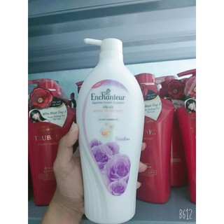 Dầu gội nước hoa Enchanteur Sensation dưỡng tóc siêu mượt 650gr ( mầu tím )