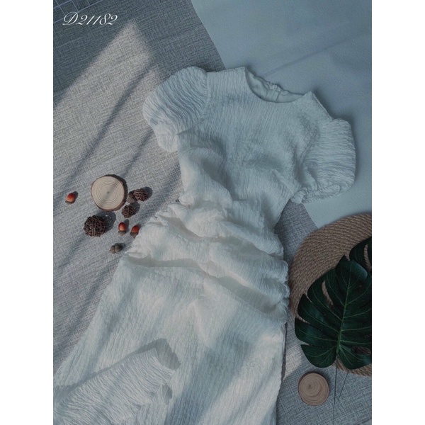 ĐẦM XỐP CHÍT EO DÁNG DÀI XẺ TÀ