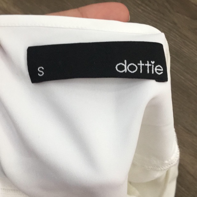Áo dottie siêu xinh