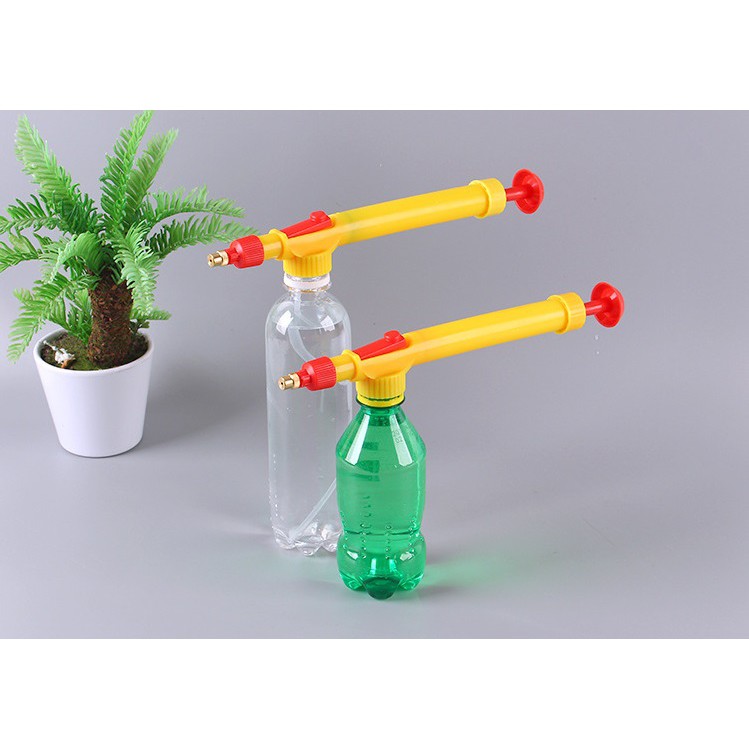 Vòi phun xịt áp lực cao lắp vừa chai nước giải khát dùng tưới cây lau kính