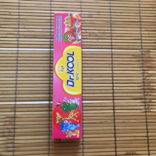 Kem đánh răng DR kool hương dâu 75g