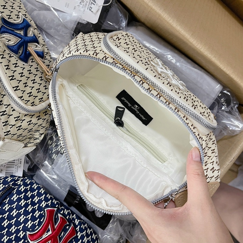 Túi đeo bụng size 20cm sang chảnh hót nhất 2022