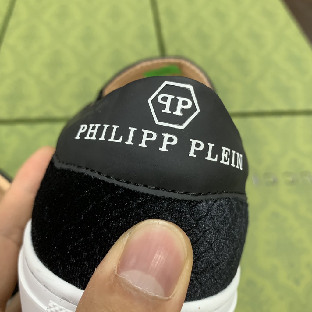 Giày Slipon Philipp Plein mũi đính đinh mới hot 2021