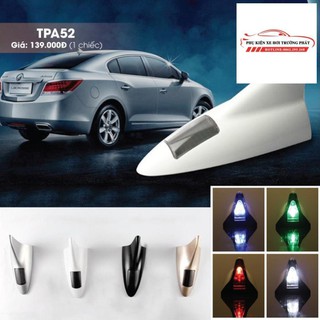 Vây cá mập trang trí ôtô, xe hơi có gắn đèn led không ăng ten